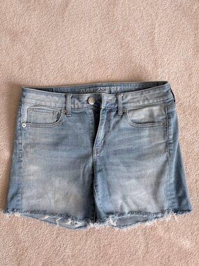 American Eagle Jean Shorts Cut Off “Stretch" Women's Sz 6